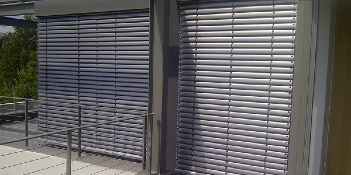 External venetian blinds installation
